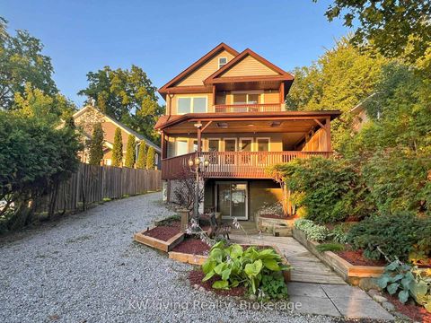 Photo 1 at 127 Lake Drive N, Historic Lakeshore Communities, Georgina