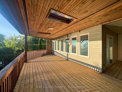 Photo 14 at 127 Lake Drive N, Historic Lakeshore Communities, Georgina