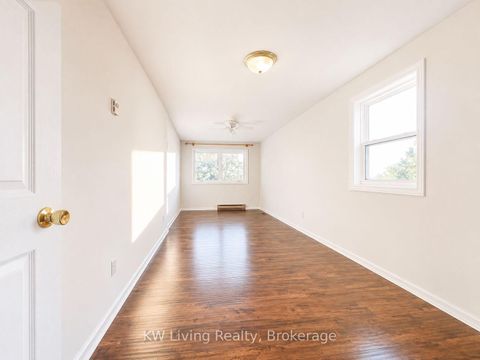 Photo 31 at 127 Lake Drive N, Historic Lakeshore Communities, Georgina