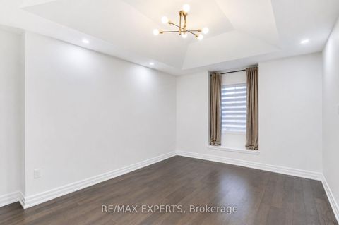 Photo 21 at 2285 Major Mackenzie Drive W, Maple, Vaughan