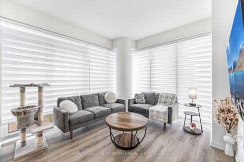 Photo 1 at 1115 - 9000 Jane Street, Maple, Vaughan