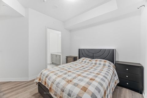 Photo 10 at 1115 - 9000 Jane Street, Maple, Vaughan