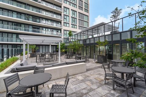 Photo 21 at 1115 - 9000 Jane Street, Maple, Vaughan