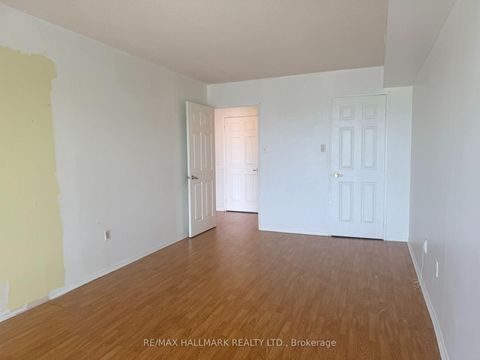 Photo 11 at 1105 - 3231 Eglinton Avenue E, Scarborough Village, Toronto