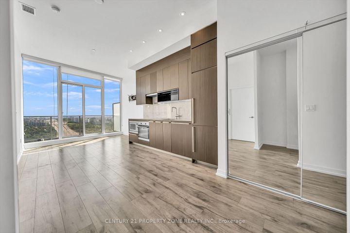 Photo 18 at Ph09 - 115 Mcmahon Drive, Bayview Village, Toronto