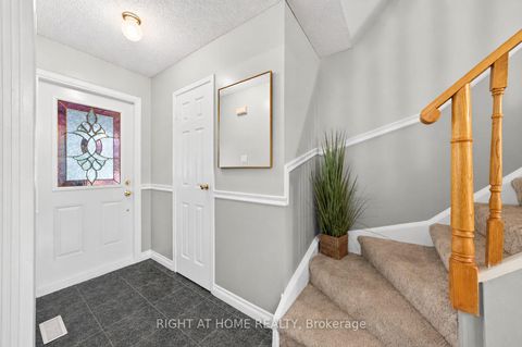 Photo 12 at 72 Rejane Crescent, Yorkhill, Vaughan