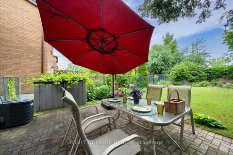 Photo 23 at 72 Rejane Crescent, Yorkhill, Vaughan