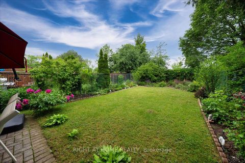 Photo 25 at 72 Rejane Crescent, Yorkhill, Vaughan