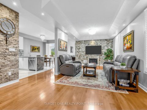 Photo 7 at 39 Riding Mountain Drive, Jefferson, Richmond Hill