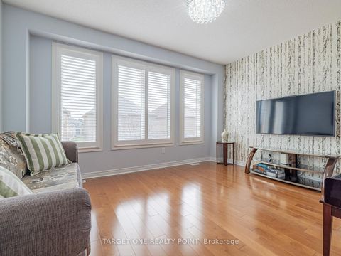 Photo 10 at 39 Riding Mountain Drive, Jefferson, Richmond Hill