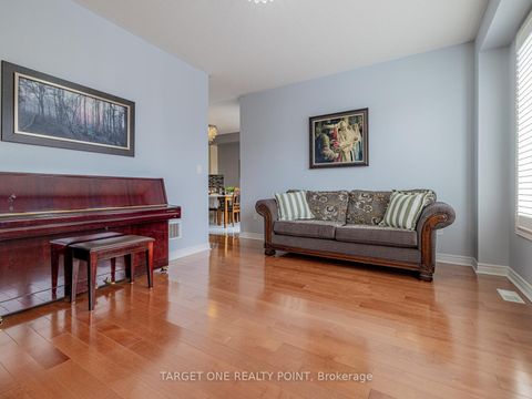 Photo 11 at 39 Riding Mountain Drive, Jefferson, Richmond Hill