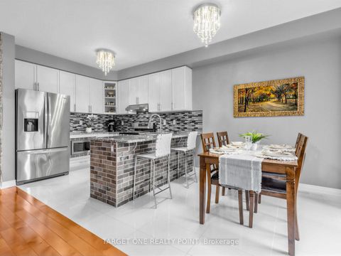 Photo 13 at 39 Riding Mountain Drive, Jefferson, Richmond Hill