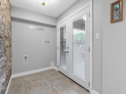 Photo 38 at 39 Riding Mountain Drive, Jefferson, Richmond Hill
