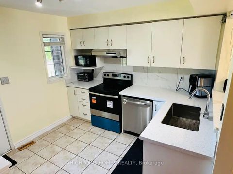 Photo 6 at 115 - 2 Hedge End Road, Rouge E11, Toronto