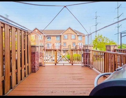 Photo 11 at 115 - 2 Hedge End Road, Rouge E11, Toronto