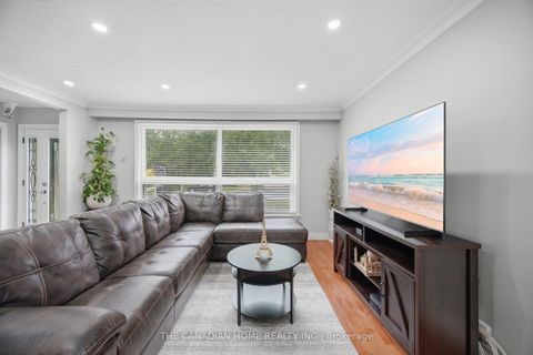 Photo 9 at 802 Brimorton Drive, Woburn, Toronto