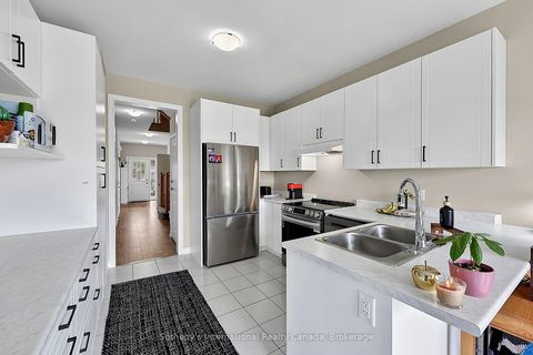 Photo 10 at 270 Springfield Crescent, Stayner, Clearview