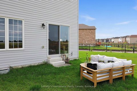 Photo 39 at 270 Springfield Crescent, Stayner, Clearview