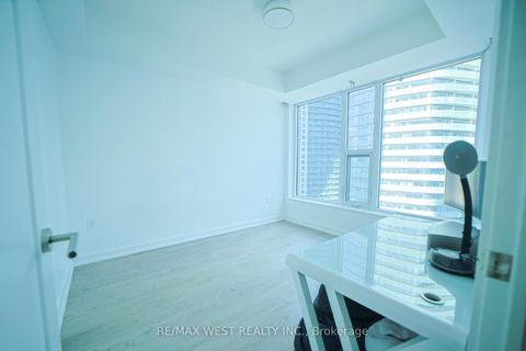 Photo 9 at 1101 - 10 YORK Street, Waterfront Communities C1, Toronto