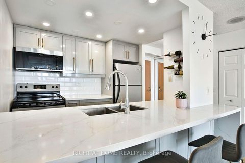 Photo 5 at 2212 - 7 Concorde Place, Don Mills, Toronto