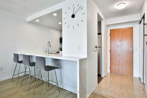 Photo 7 at 2212 - 7 Concorde Place, Don Mills, Toronto
