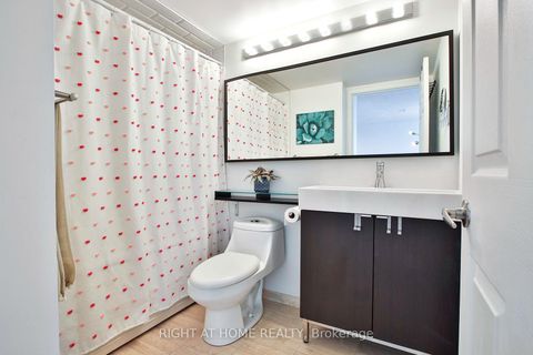 Photo 15 at 2212 - 7 Concorde Place, Don Mills, Toronto