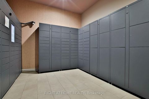 Photo 21 at 2212 - 7 Concorde Place, Don Mills, Toronto