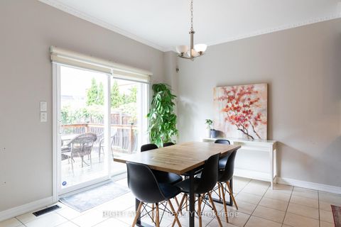 Photo 6 at 182 Maurier Boulevard, Patterson, Vaughan