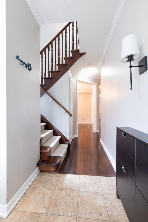 Photo 15 at 182 Maurier Boulevard, Patterson, Vaughan