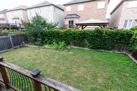 Photo 32 at 182 Maurier Boulevard, Patterson, Vaughan
