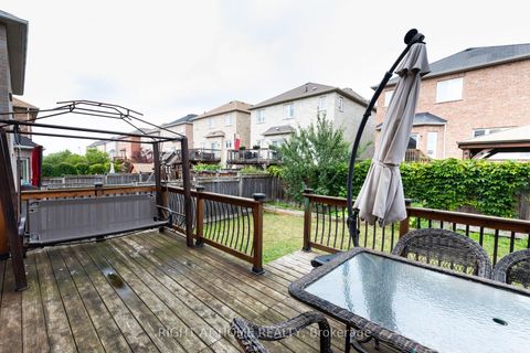 Photo 34 at 182 Maurier Boulevard, Patterson, Vaughan
