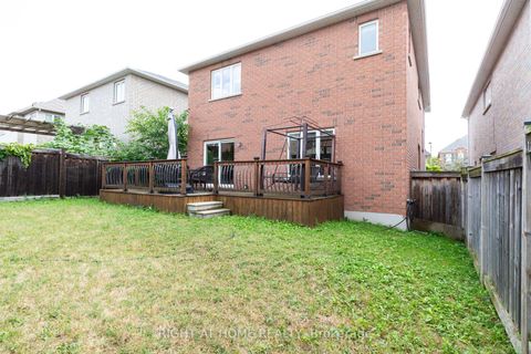 Photo 35 at 182 Maurier Boulevard, Patterson, Vaughan