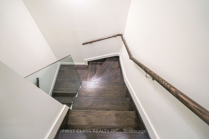 Photo 8 at TH103 - 95 Mcmahon Drive, Bayview Village, Toronto