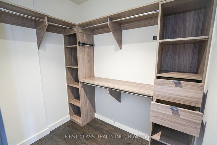 Photo 11 at TH103 - 95 Mcmahon Drive, Bayview Village, Toronto