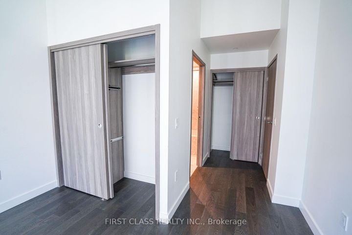 Photo 15 at TH103 - 95 Mcmahon Drive, Bayview Village, Toronto