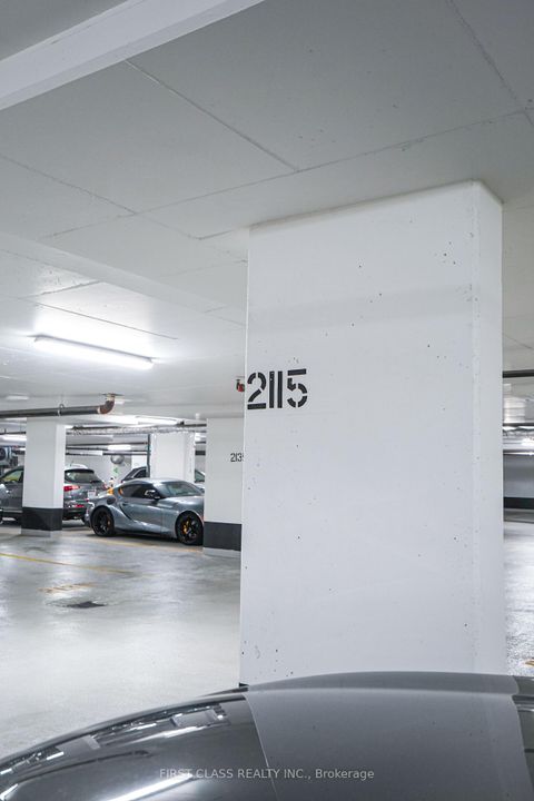Photo 17 at TH103 - 95 Mcmahon Drive, Bayview Village, Toronto