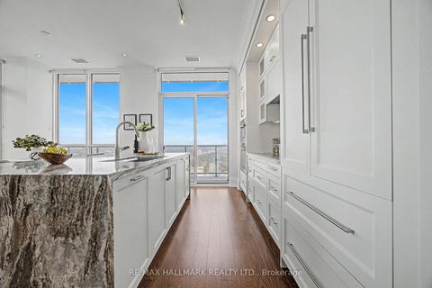 Photo 10 at PH15 - 101 Erskine Avenue, Mount Pleasant West, Toronto