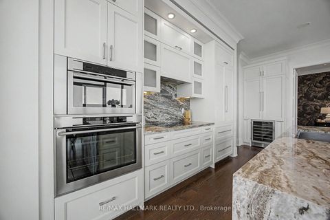 Photo 14 at PH15 - 101 Erskine Avenue, Mount Pleasant West, Toronto