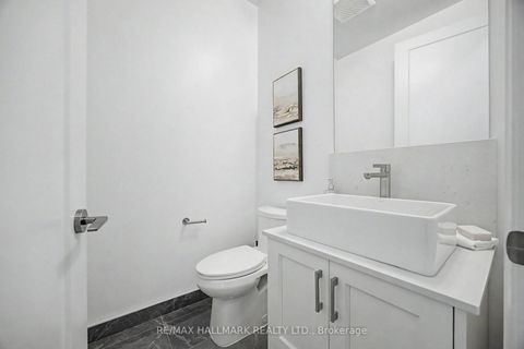 Photo 33 at PH15 - 101 Erskine Avenue, Mount Pleasant West, Toronto