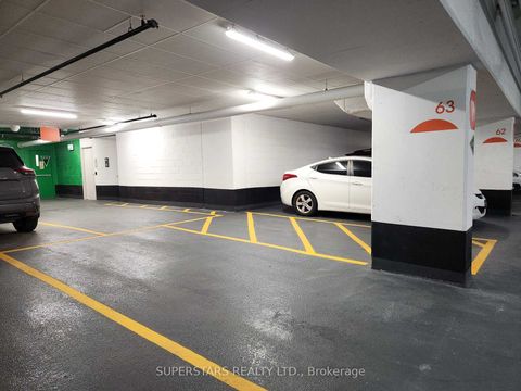 Photo 14 at 645 - 20 Inn On The Park Drive, Don Mills, Toronto