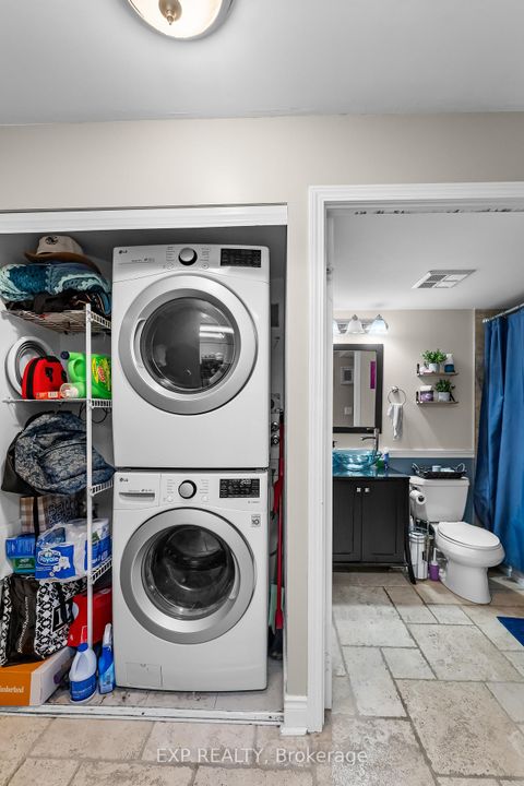 Photo 10 at 308 - 398 Eglinton Avenue E, Mount Pleasant East, Toronto