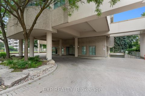 Photo 13 at 308 - 398 Eglinton Avenue E, Mount Pleasant East, Toronto