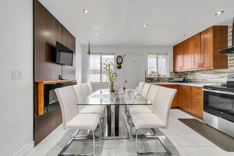 Photo 8 at 210 Currey Crescent, Central Newmarket, Newmarket