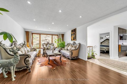 Photo 13 at 210 Currey Crescent, Central Newmarket, Newmarket