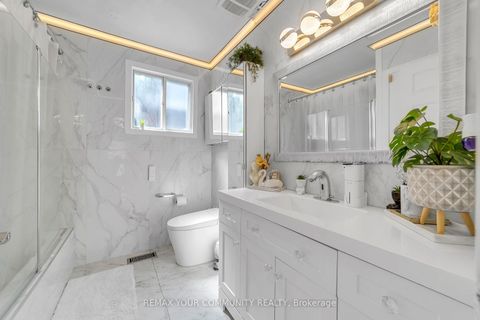 Photo 21 at 210 Currey Crescent, Central Newmarket, Newmarket