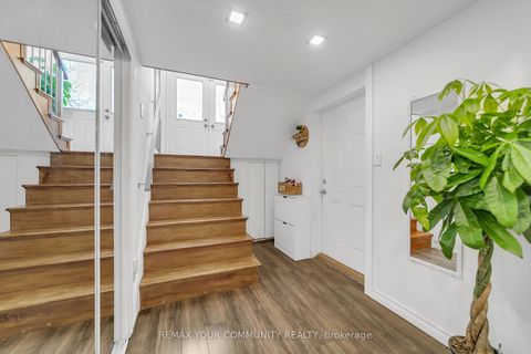 Photo 23 at 210 Currey Crescent, Central Newmarket, Newmarket