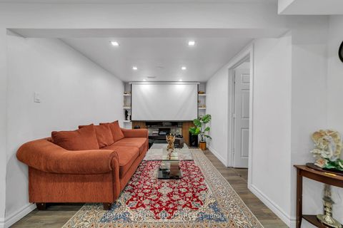 Photo 26 at 210 Currey Crescent, Central Newmarket, Newmarket