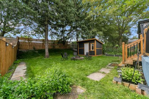 Photo 31 at 210 Currey Crescent, Central Newmarket, Newmarket