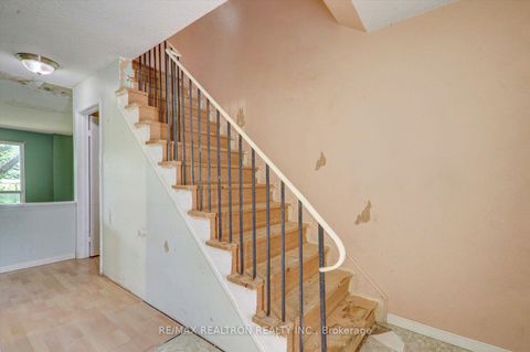 Photo 5 at 105 - 10 Livonia Place, Morningside, Toronto