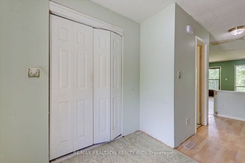 Photo 6 at 105 - 10 Livonia Place, Morningside, Toronto